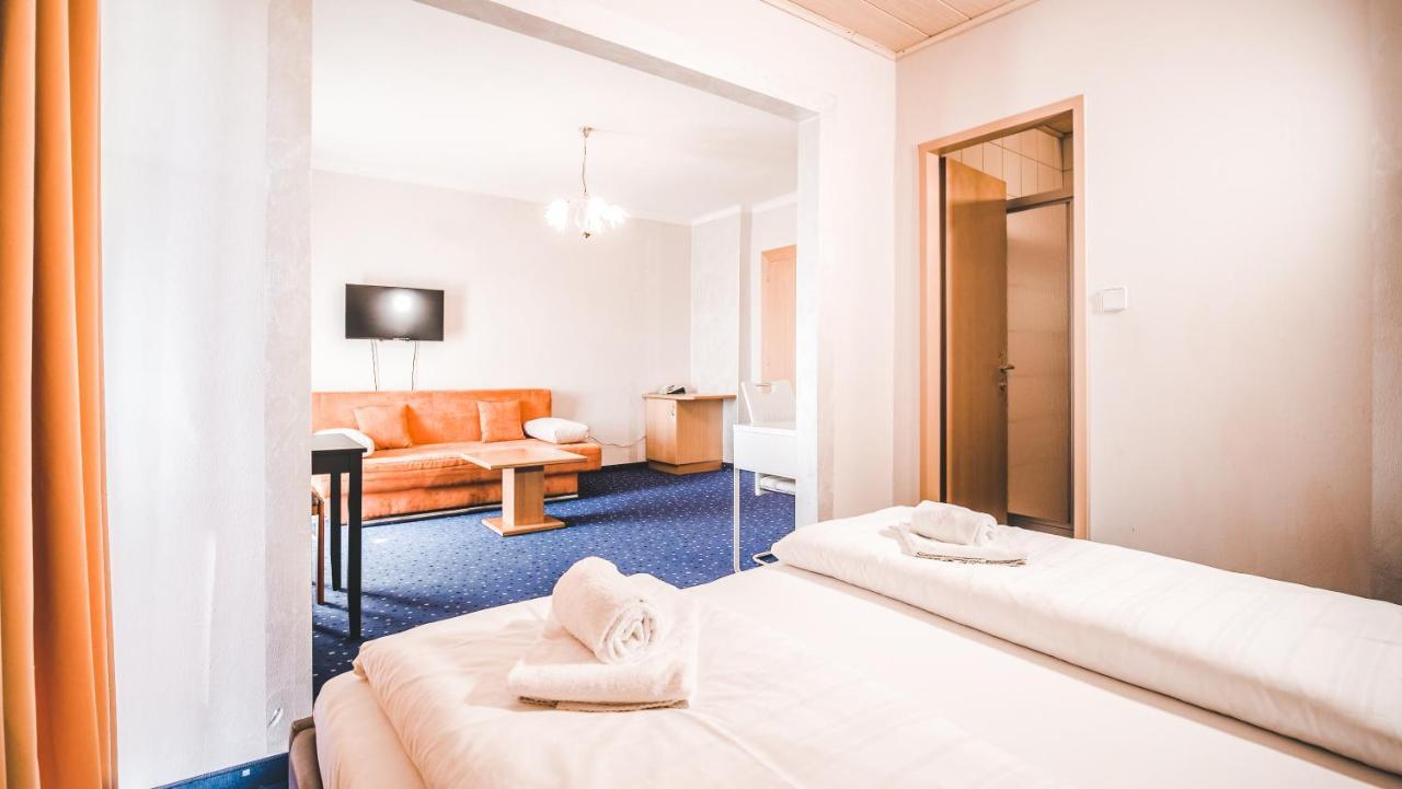 Hotel Karntnerhof Velden By S4Y Фельден-ам-Вёртер-Зе Экстерьер фото
