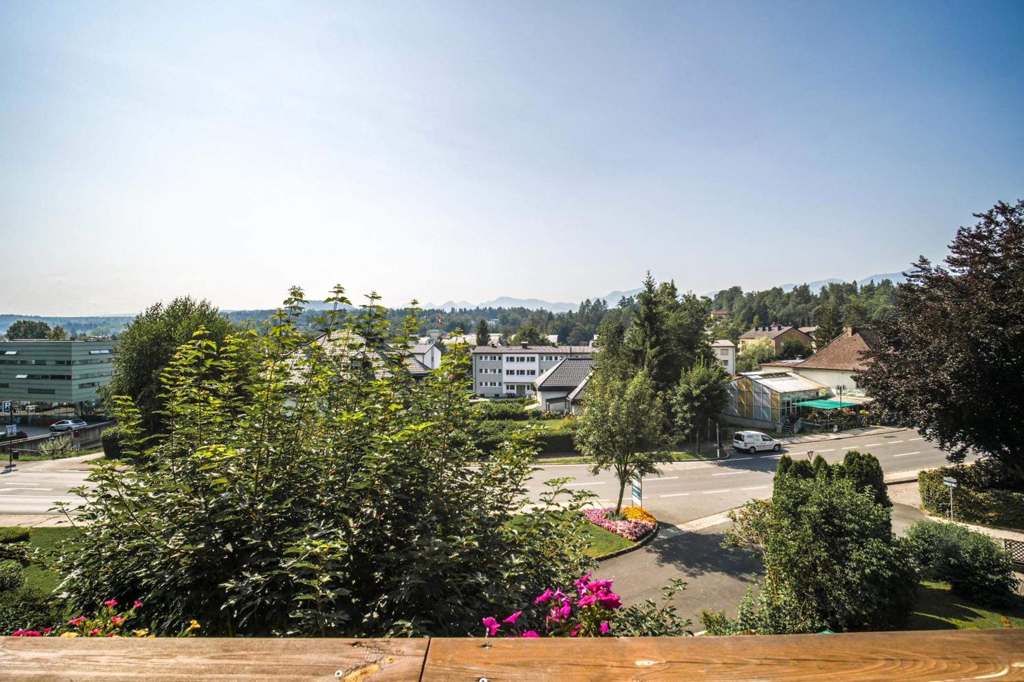 Hotel Karntnerhof Velden By S4Y Фельден-ам-Вёртер-Зе Экстерьер фото